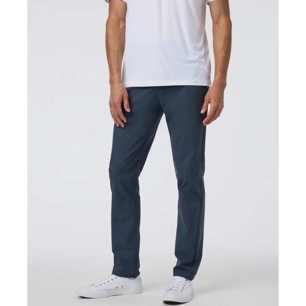 VUORI Cascade Tech Chino Pant Ink Navy Size 34x32” NWT